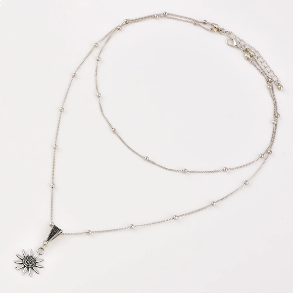 Daisy Pendent Silver Layered Choker Necklace - Picture 6 of 8